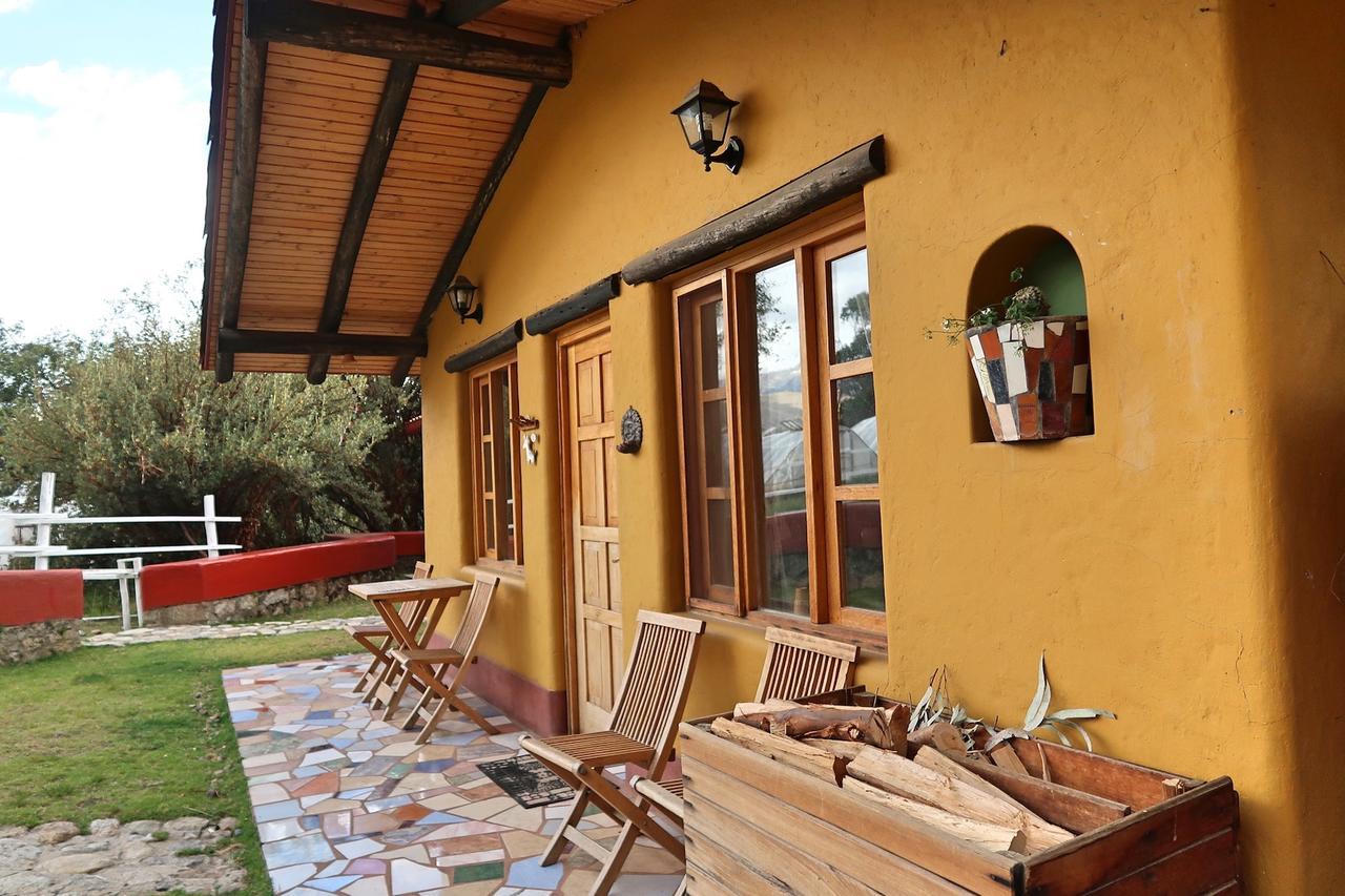 חוארז The Lazy Dog Inn A Mountain Lodge מראה חיצוני תמונה