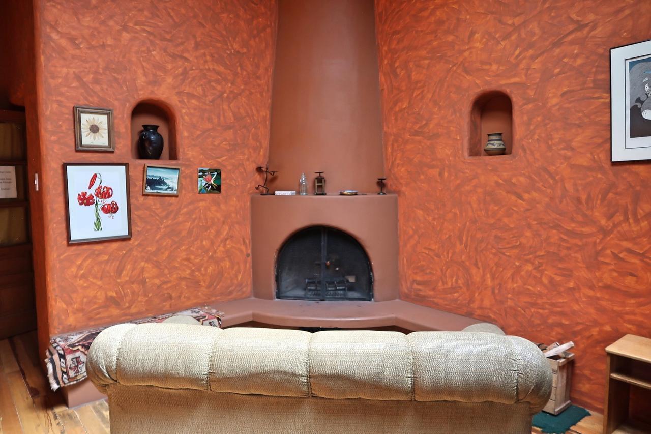 חוארז The Lazy Dog Inn A Mountain Lodge מראה חיצוני תמונה
