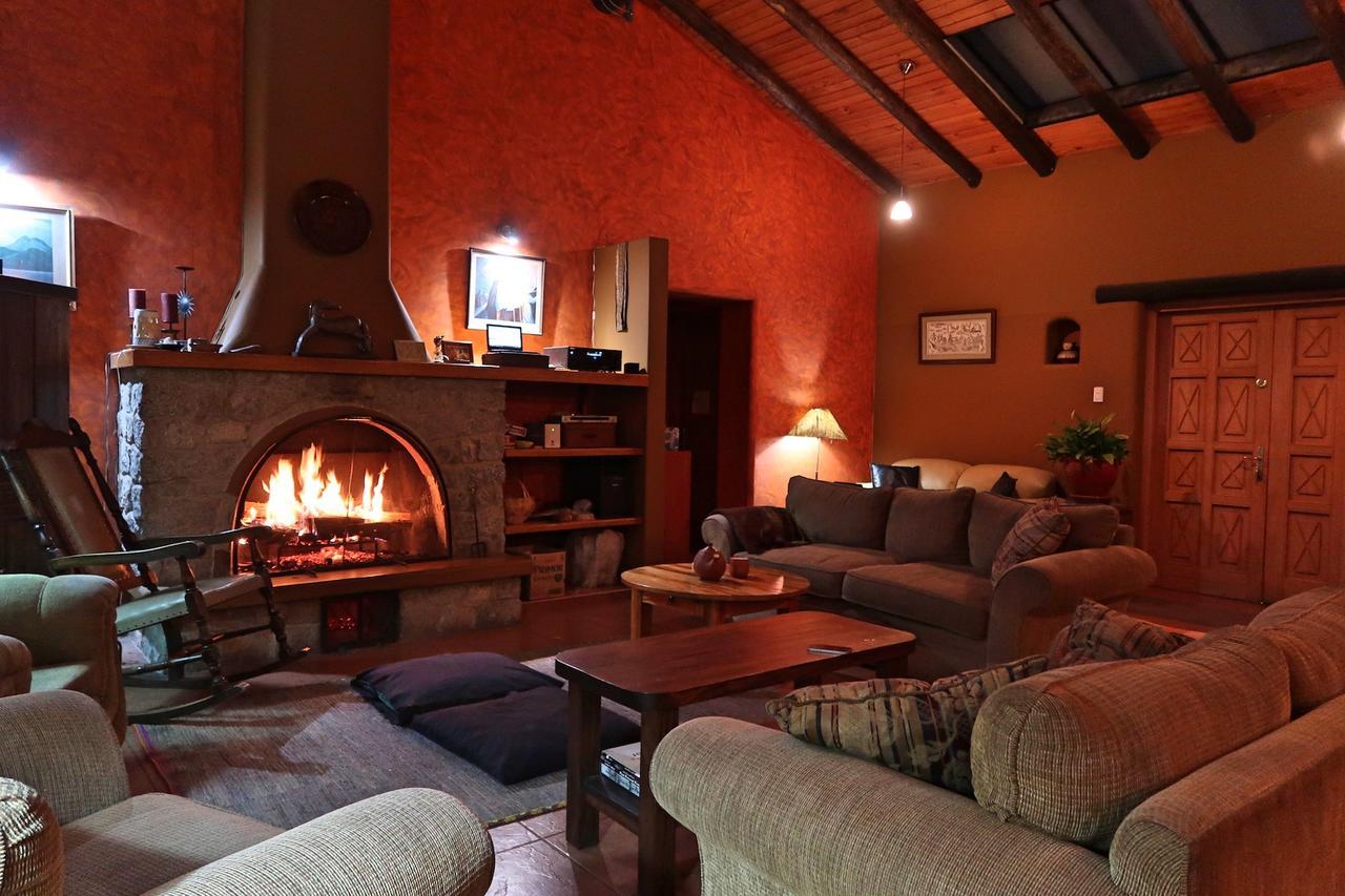 חוארז The Lazy Dog Inn A Mountain Lodge מראה חיצוני תמונה