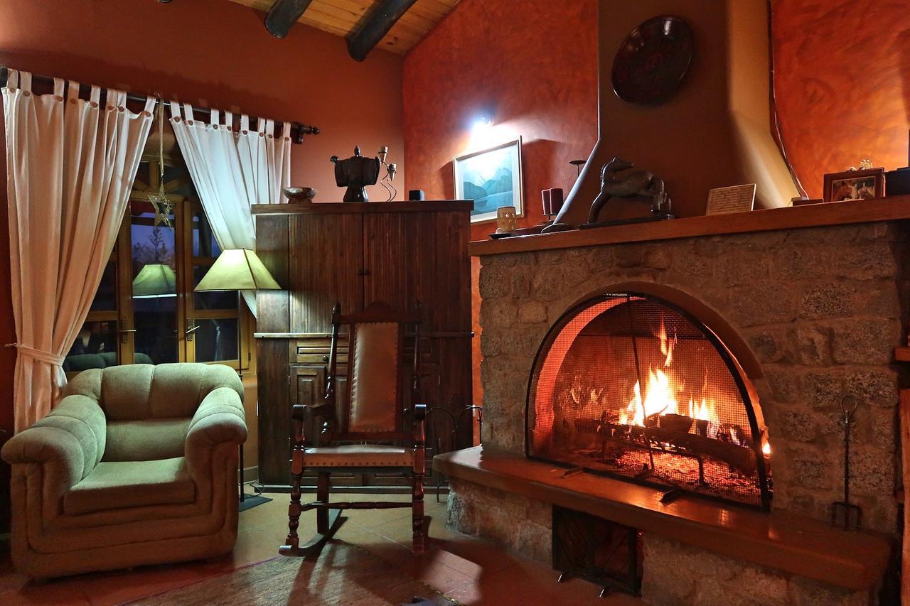 חוארז The Lazy Dog Inn A Mountain Lodge מראה חיצוני תמונה
