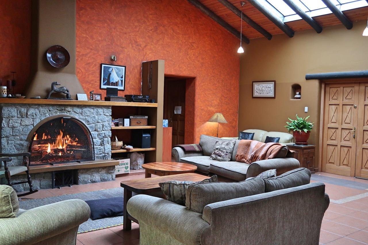 חוארז The Lazy Dog Inn A Mountain Lodge מראה חיצוני תמונה