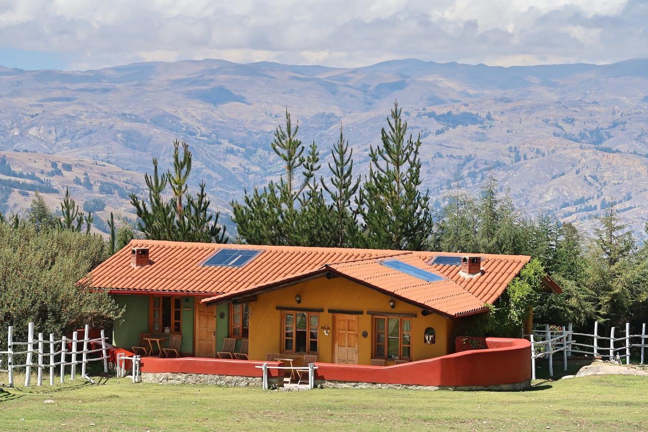 חוארז The Lazy Dog Inn A Mountain Lodge מראה חיצוני תמונה